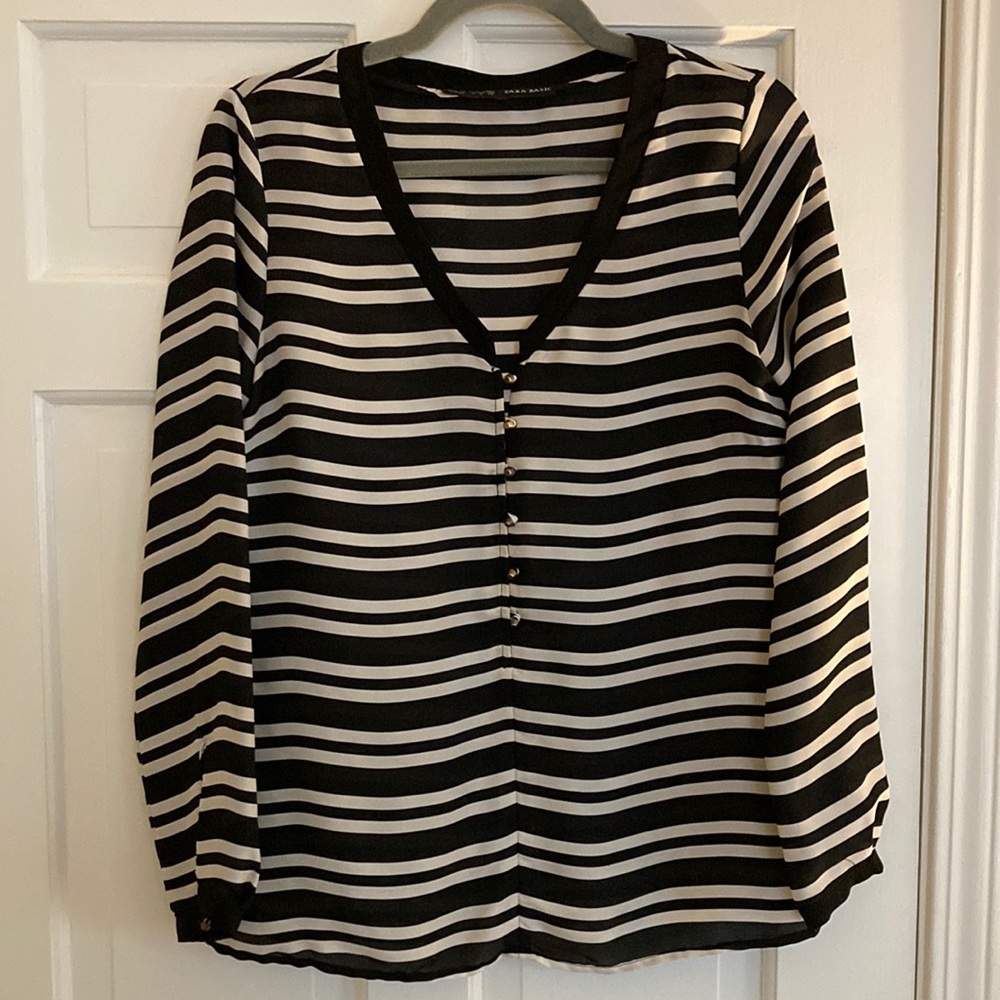 Zara blouse size small. Black and white stripes, v-neck with cool button details